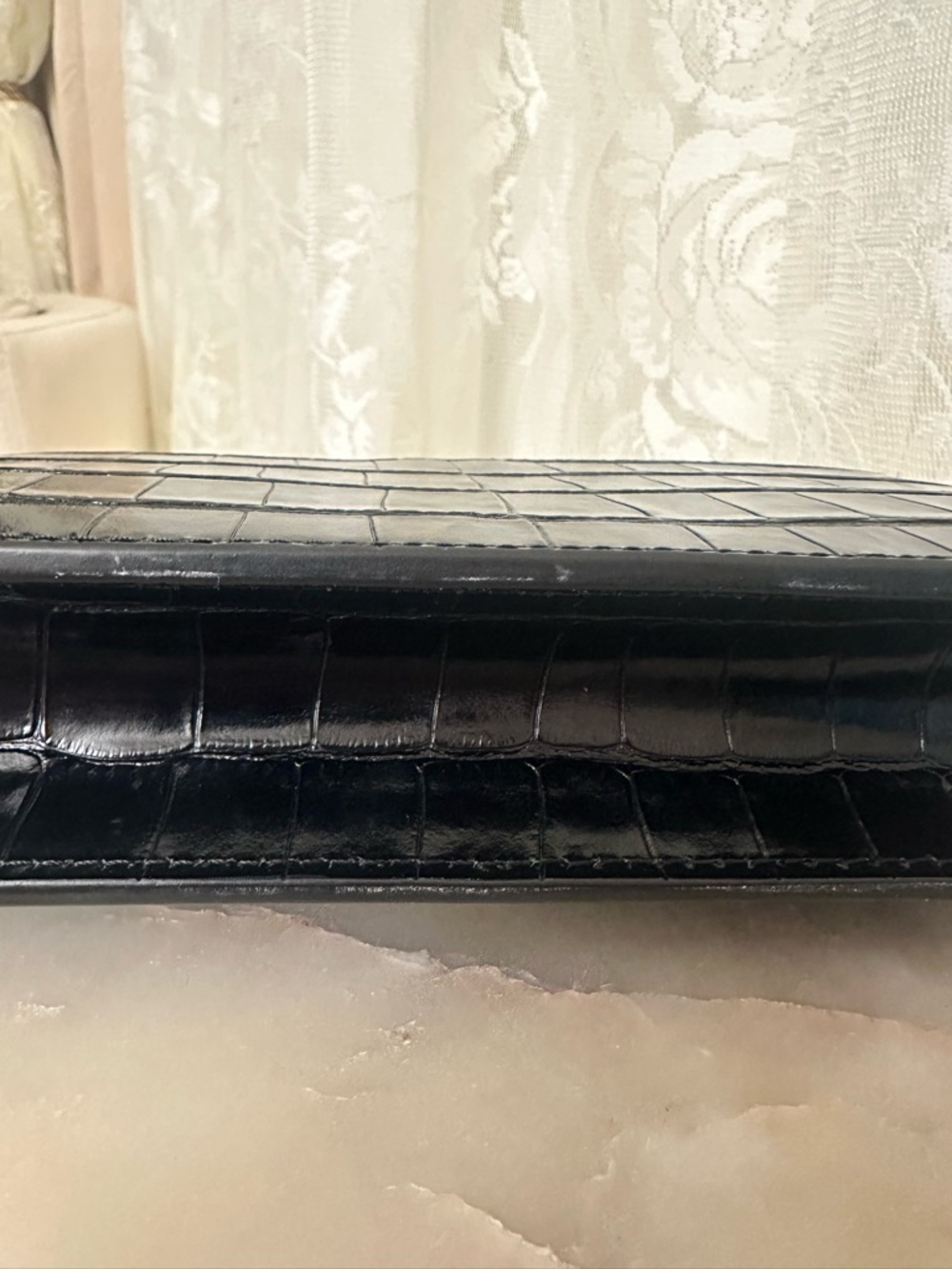Tory Burch Black Croc-Embossed Crossbody with Gold Logo - Picture 5 of 6